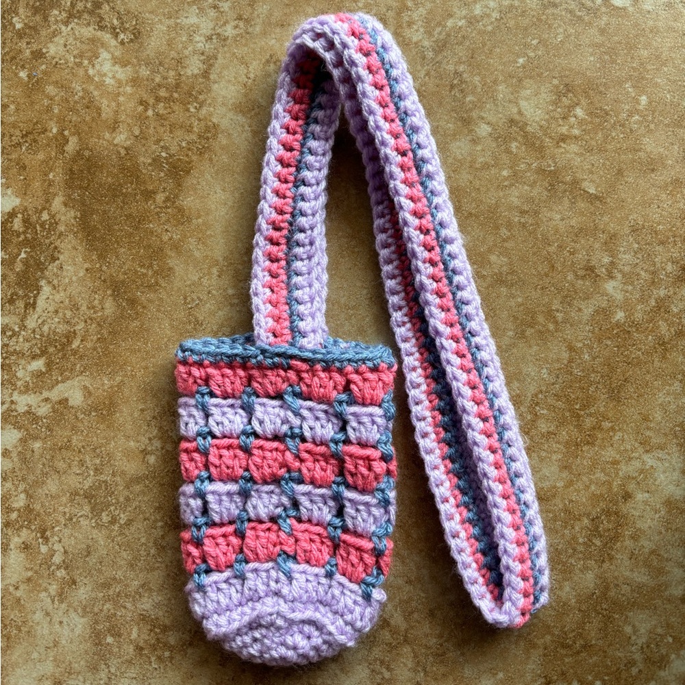 New Handmade Crochet crossbody water bottle/drink holder with long strap